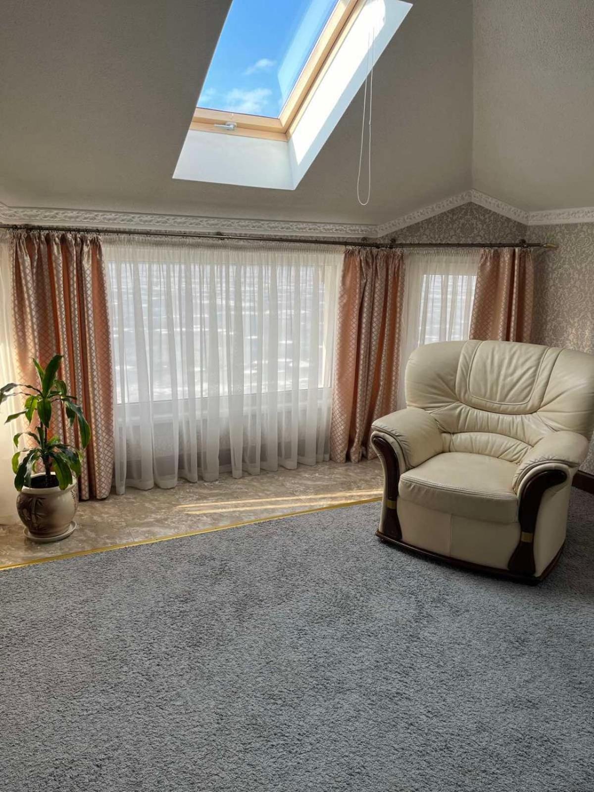 Sapsan Hotel Ternopil Room photo
