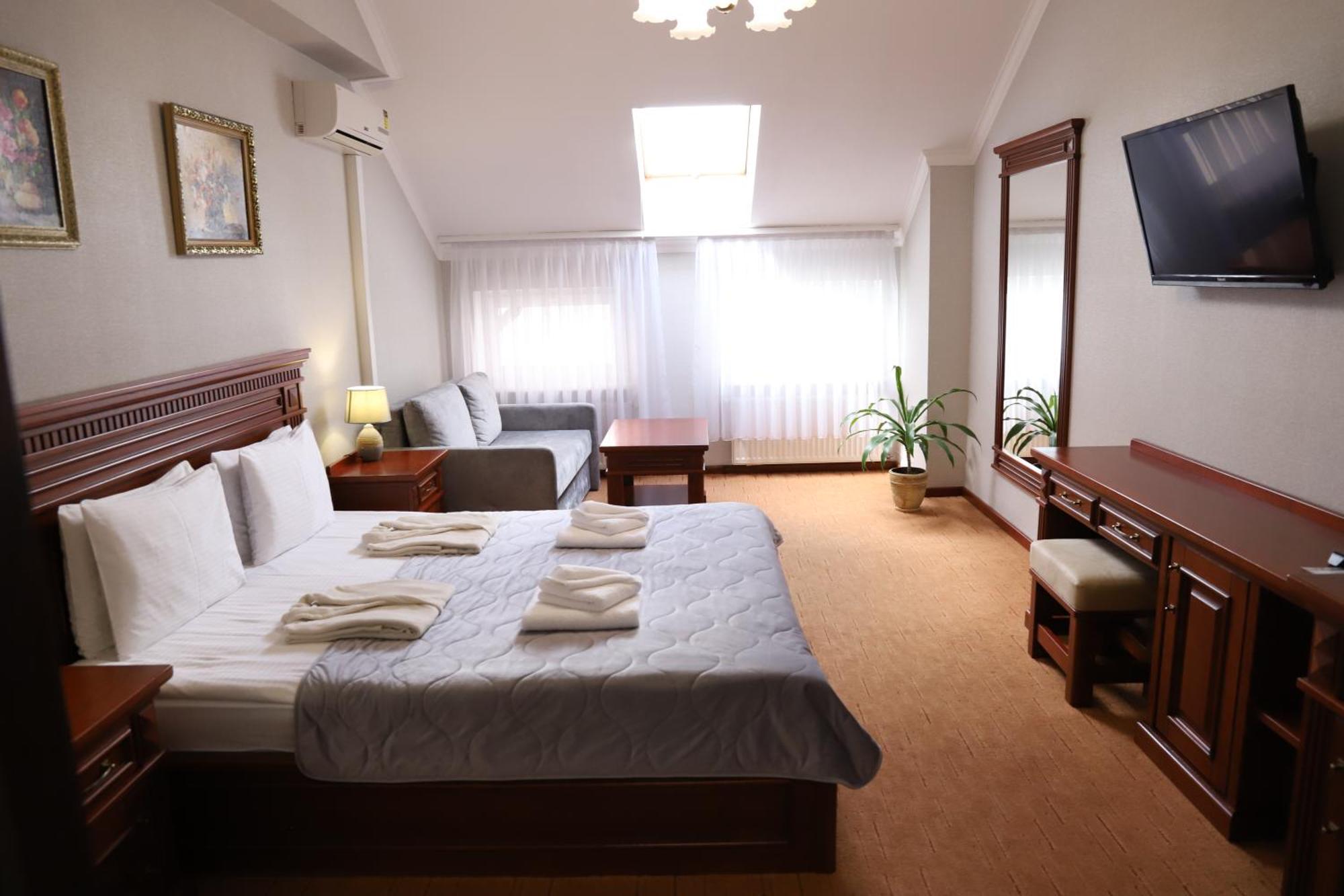 Sapsan Hotel Ternopil Exterior photo