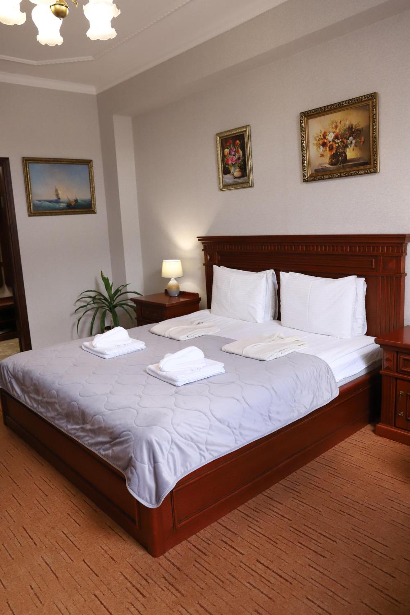 Sapsan Hotel Ternopil Exterior photo