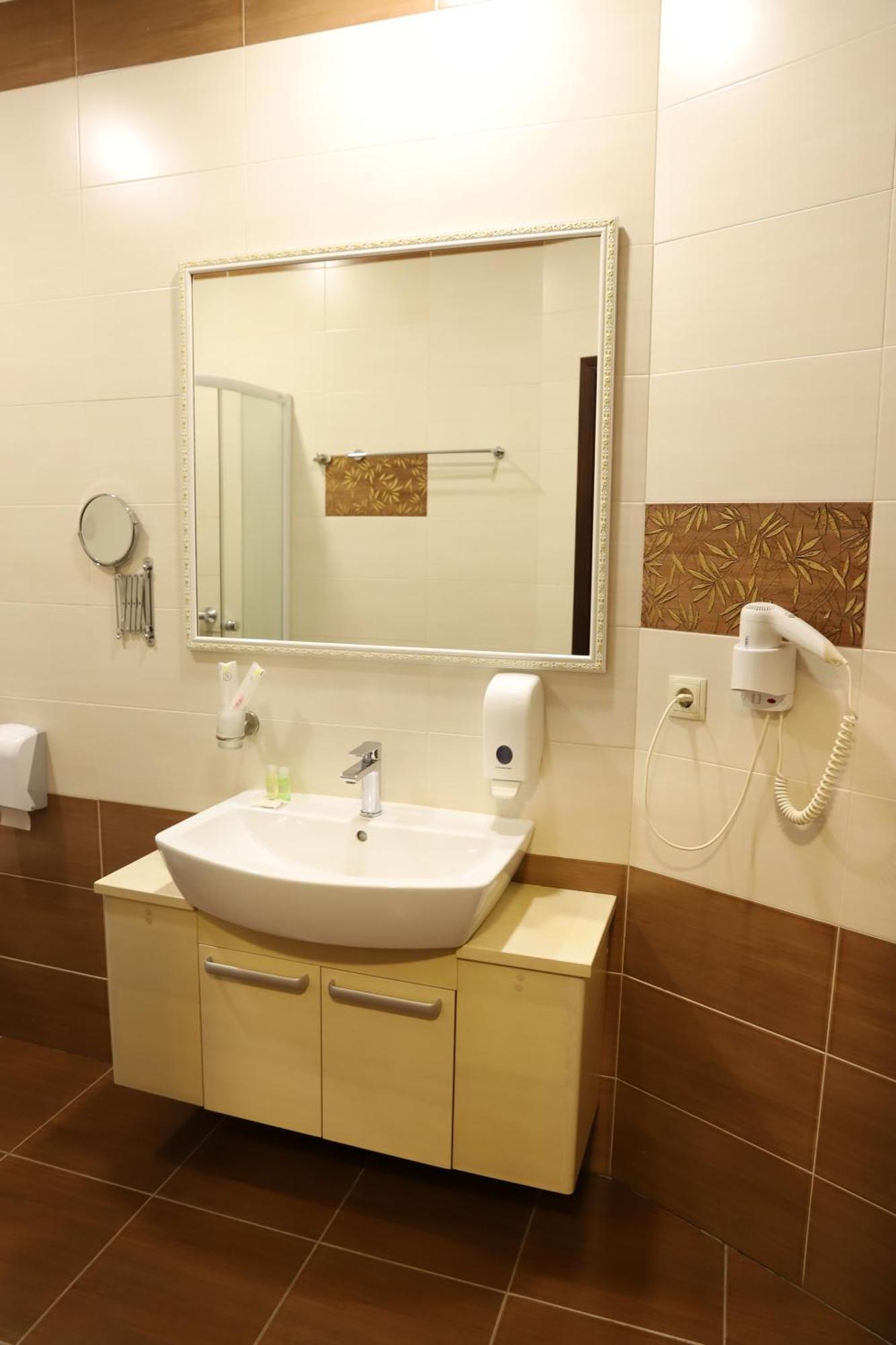 Sapsan Hotel Ternopil Exterior photo